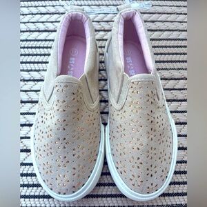 US Sports-girl’s shoes-Sz 11~New